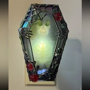 Bath & Body Works Light Up Skeleton Casket Fragrance Plug-in
